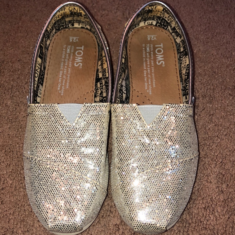 TOMS Silver Glitters Slip On Shoes - Picture 3 of 8